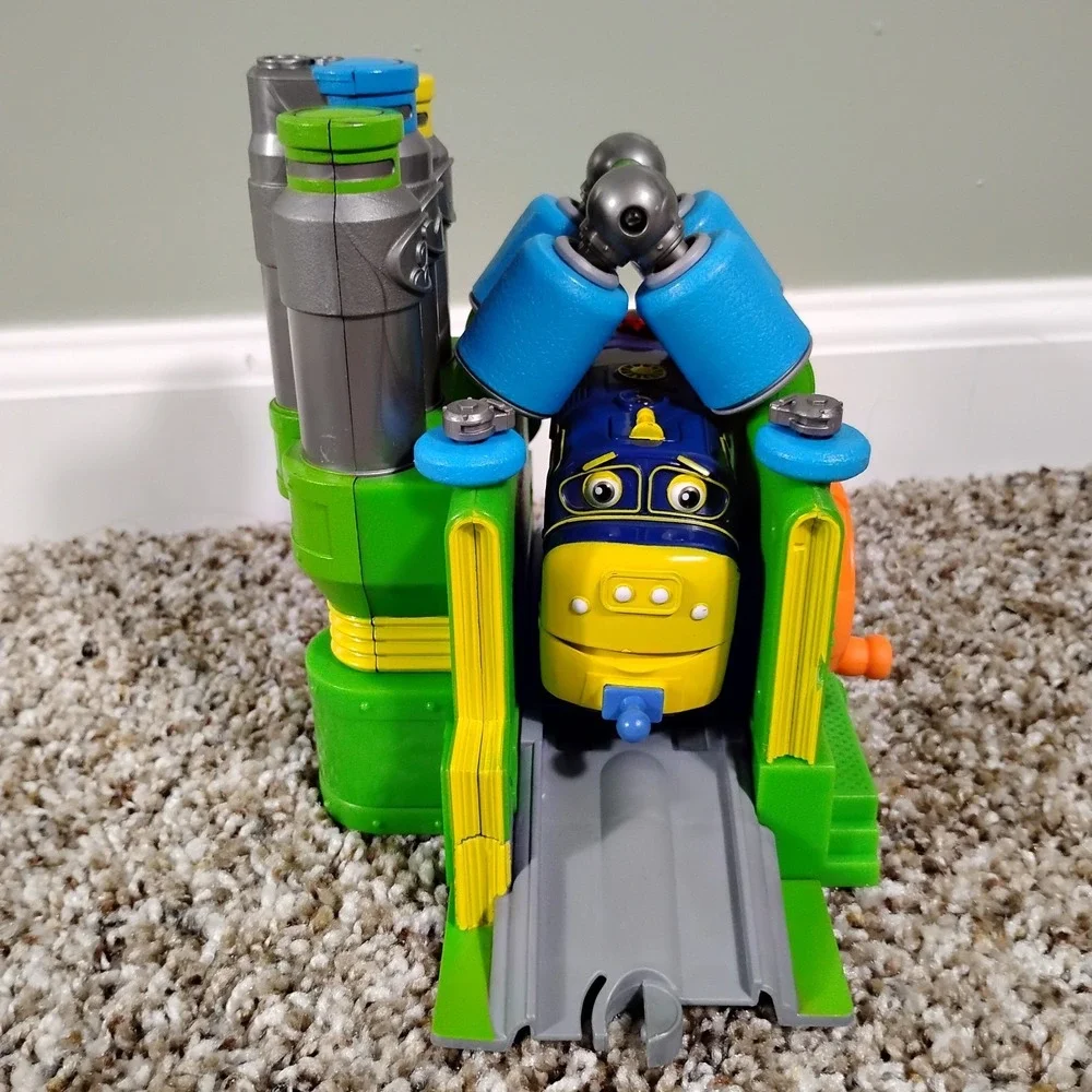 Chuggington Interactive Railway Wash & Fuel Set Complete Brewster READ DESCRIPTI